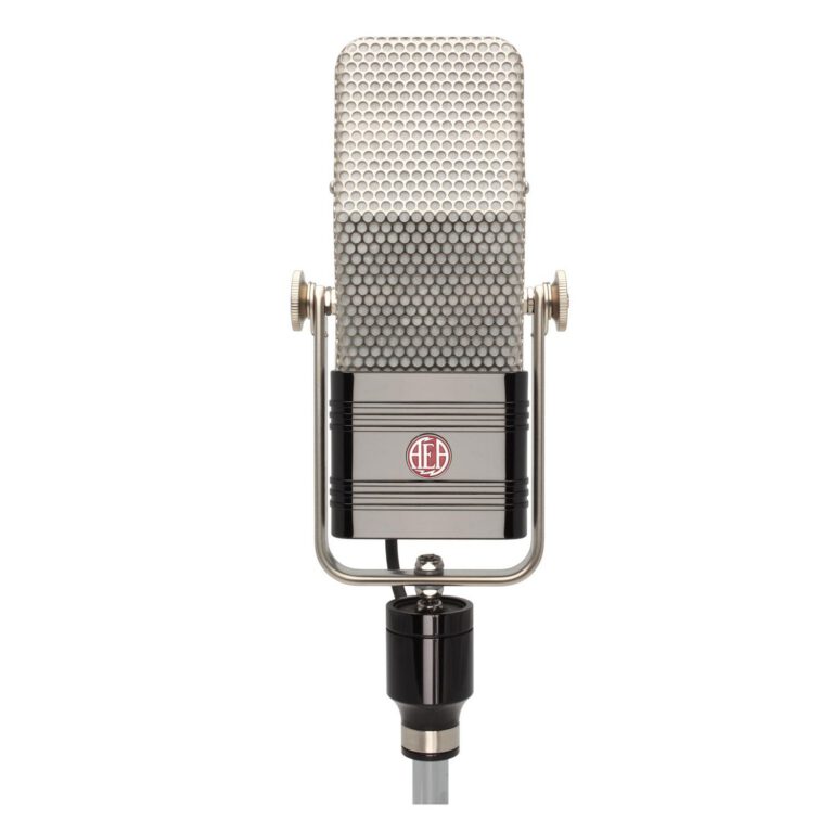 AEA R44CXE