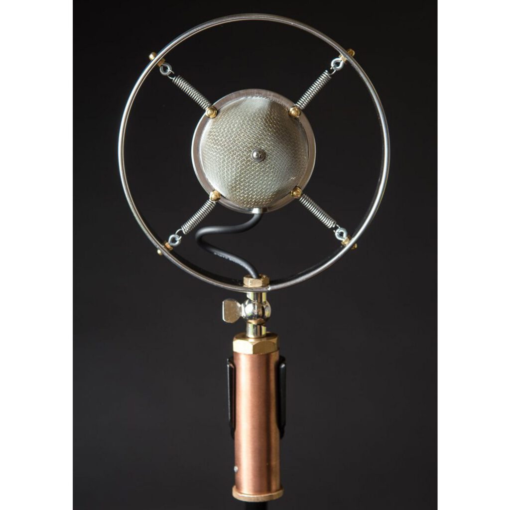 Ear Trumpet Labs Louise