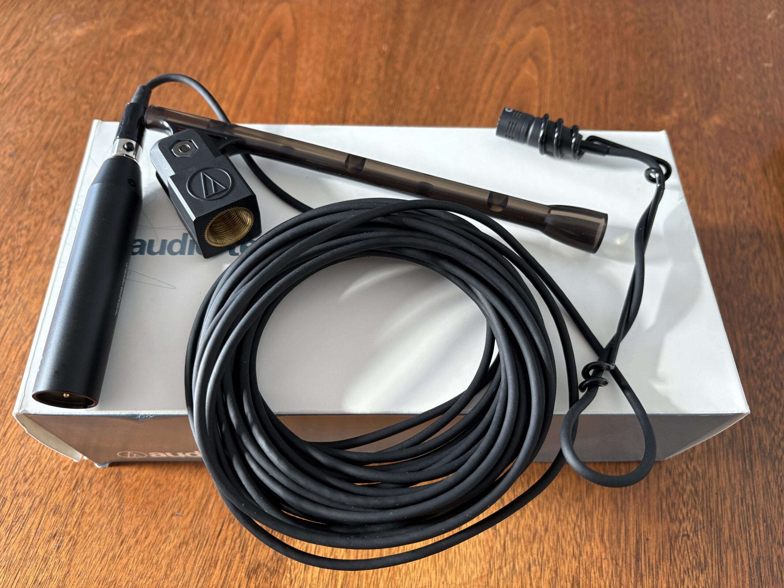 Audio-Technica U853R (Open Box Demo)