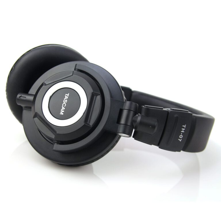 TASCAM TH-07 Headphones